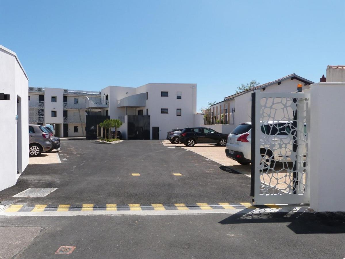 Appartement Plage, Piscine, Balcon, Animaux, Parking - Fr-1-194-201 La Tranche-sur-Mer Eksteriør billede